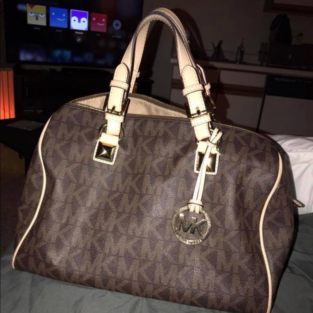 Faux Michael Kors handbag